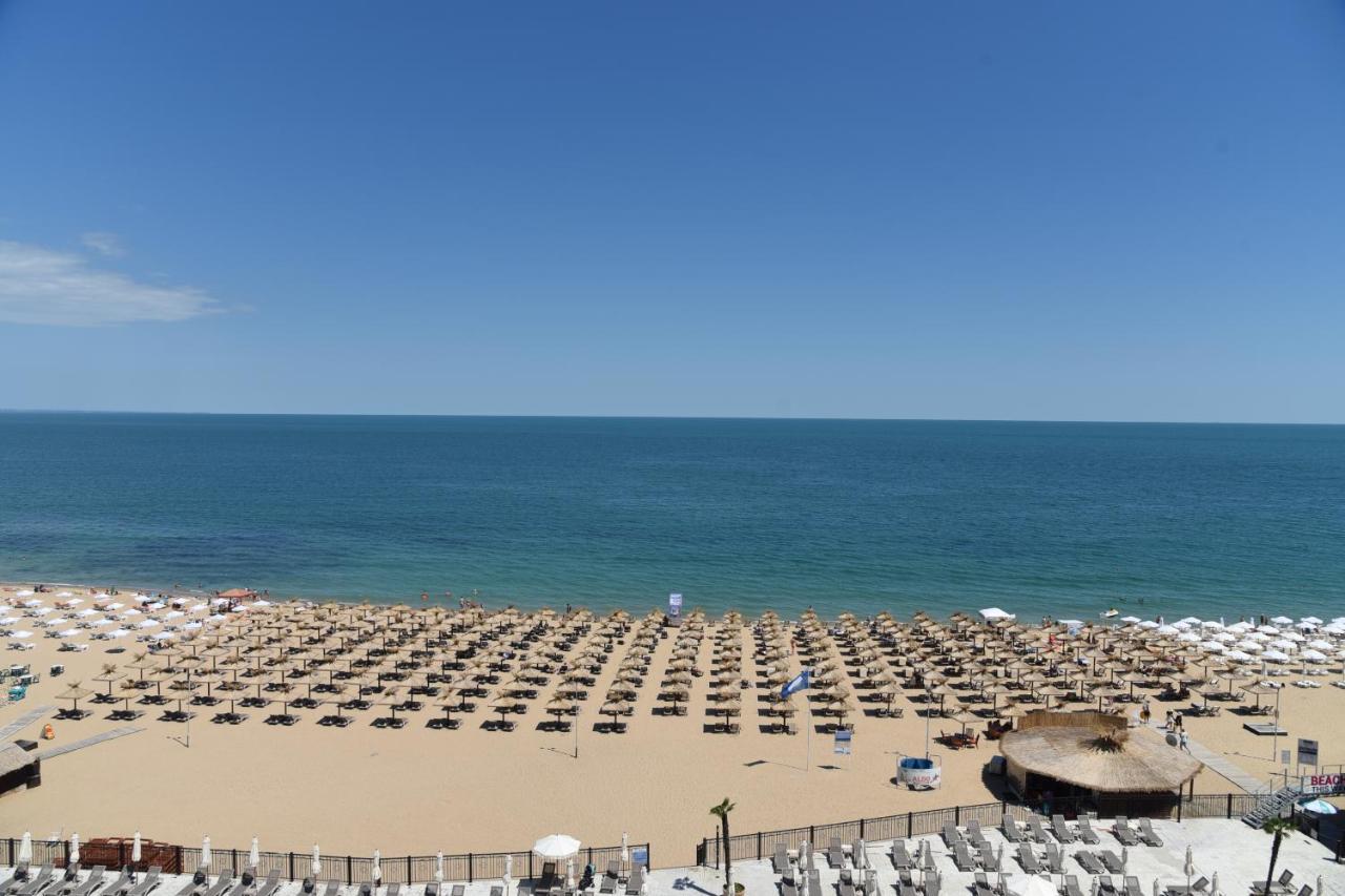 Admiral Hotel Golden Sands Exterior photo The beach of Praia da Luz
