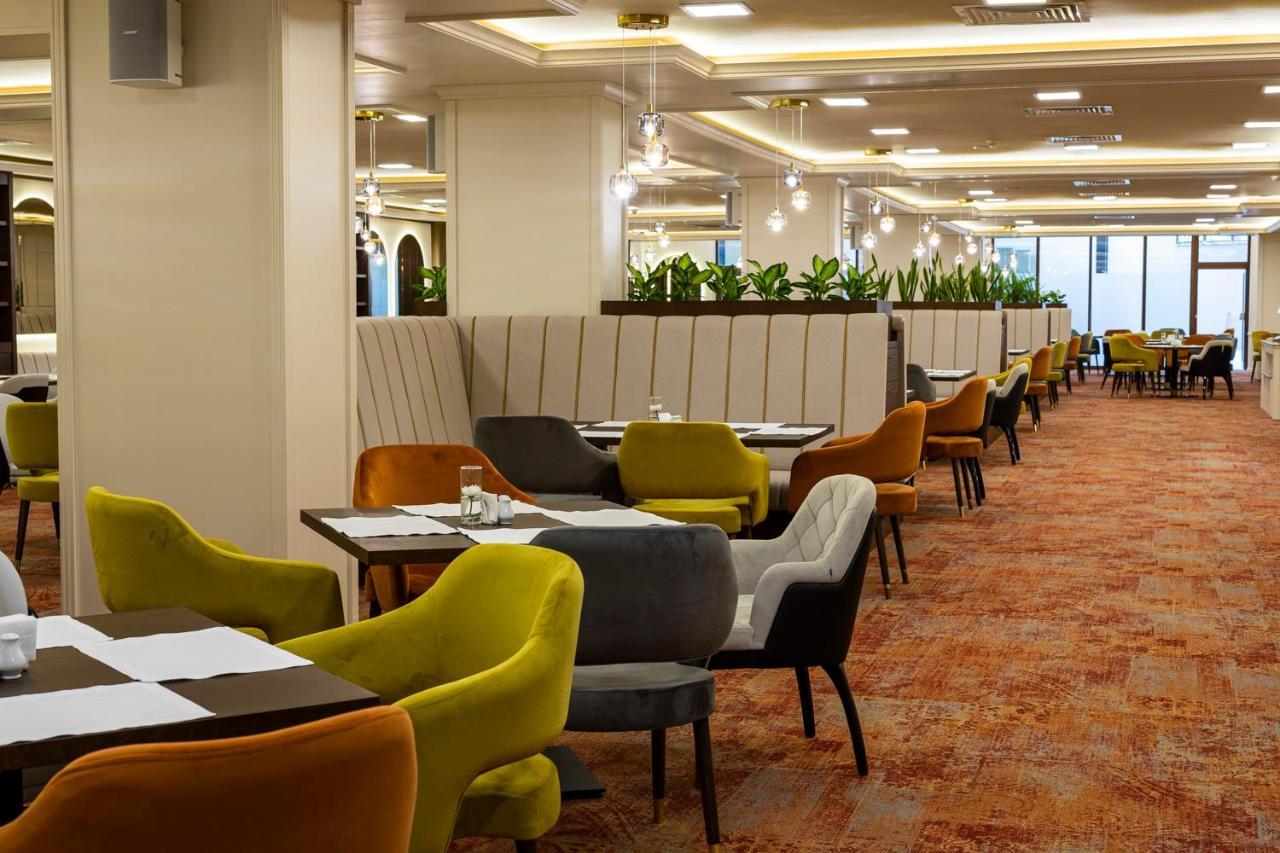 Admiral Hotel Golden Sands Exterior photo The lounge at the airport
