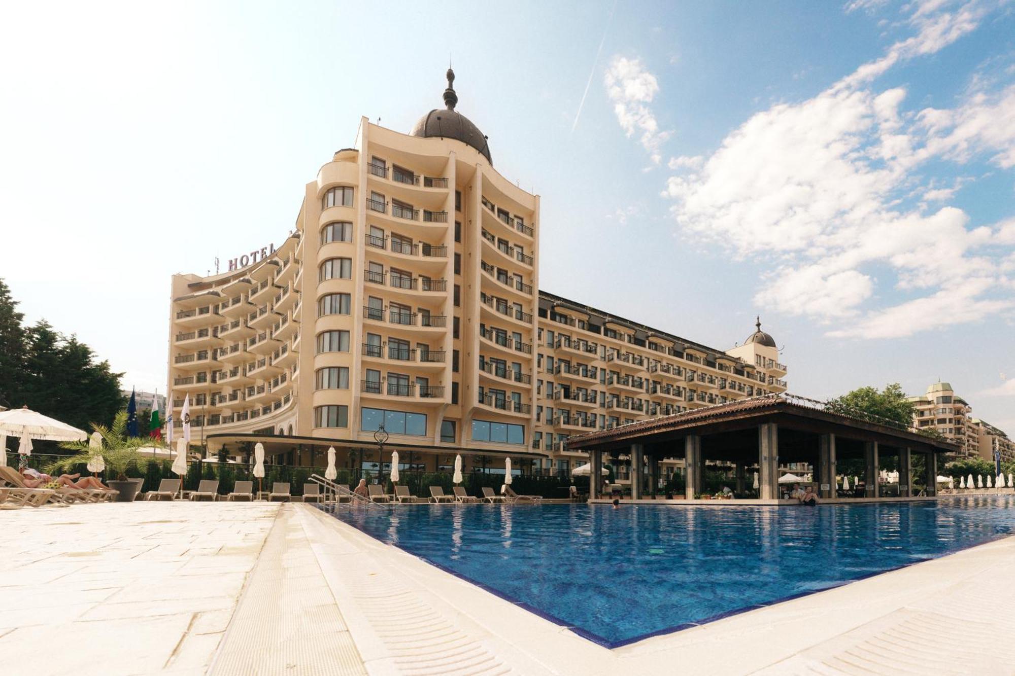 Admiral Hotel Golden Sands Exterior photo